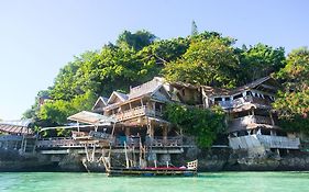 Spiderhouse Resort Boracay